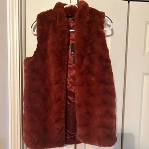 Rachel Zoe faux fur vest size medium